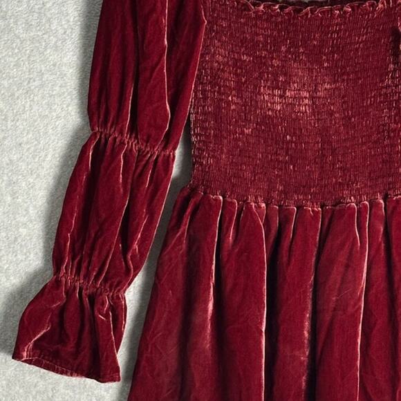 o.p.t. Sz XS Hasher Smocked Velvet Mini Dress Gathered Bell Sleeve Square Neck - Picture 12 of 15
